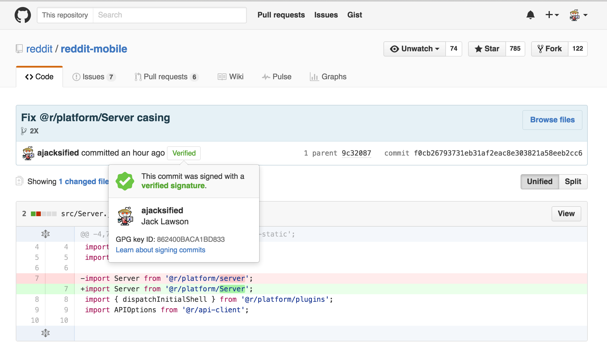 A screenshot of GitHub saying the commit is verified.